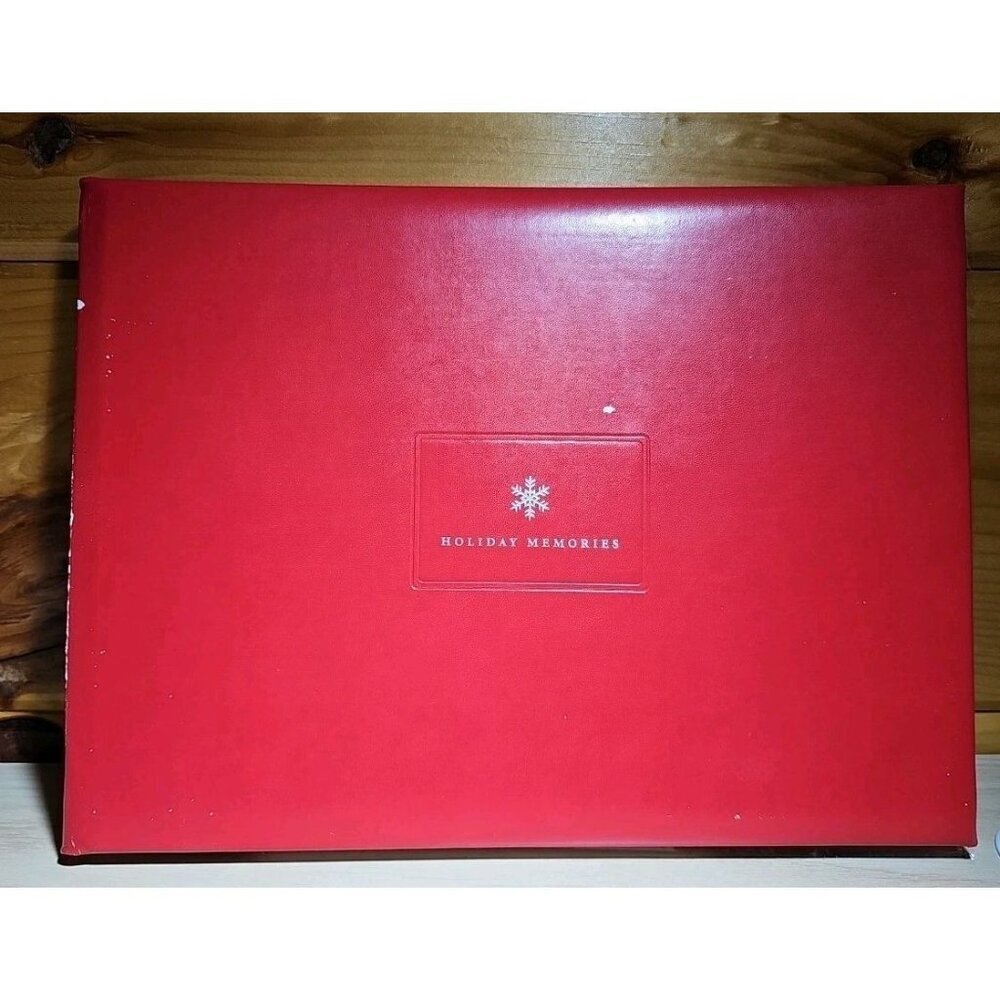 Hallmark 2005 Holiday Memories Photo Albm 10Pgs NEW/Doesn't Record-Cover damaged